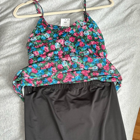 Suzy Shier sheer floral modest v-neck Gown With Illusion Mesh Waist Dress, midi - Picture 6 of 6